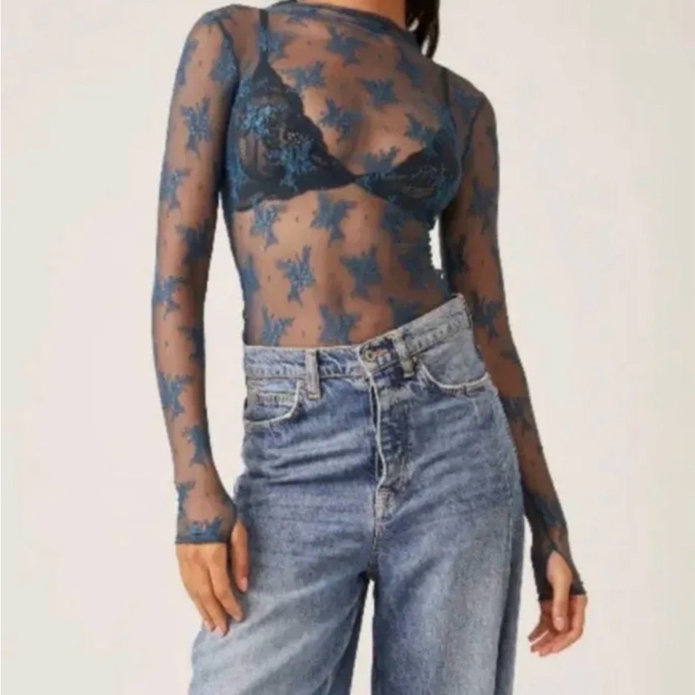 NWOT - Free People Lace Long Sleeve Top
